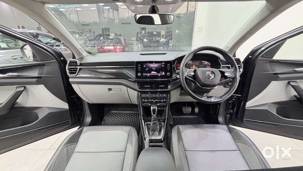 Skoda Kushaq 1.0 Tsi Style At (6 Airbags), 2022, Petrol