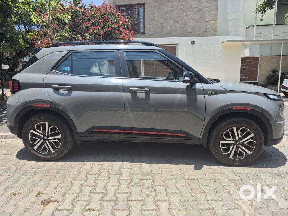 Hyundai Venue N Line N8 Dct, 2023, Petrol