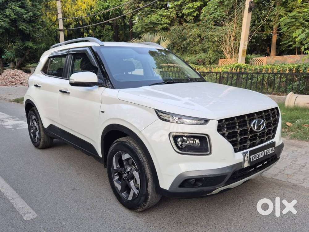 Hyundai Venue Sx Plus Turbo Dct, 2022, Petrol