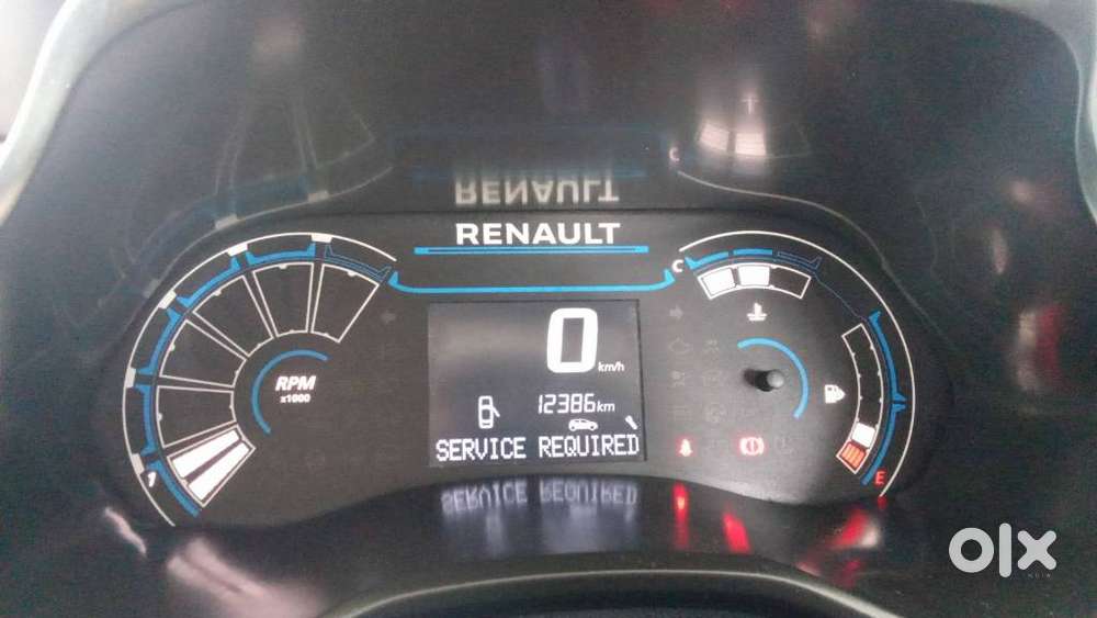 Renault Triber Rxz, 2021, Petrol