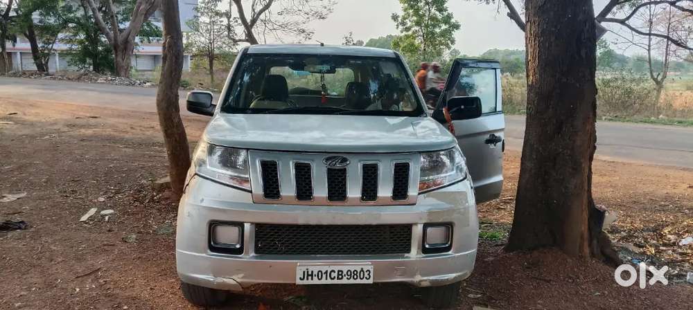 Mahindra Tuv 300 2016 Diesel 115000 Km Driven