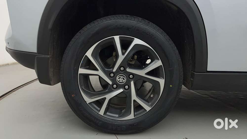 Toyota Urban Cruiser Hyryder V Hybrid Aero Edition, 2023