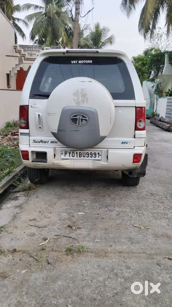 Tata Safari Ev 2012