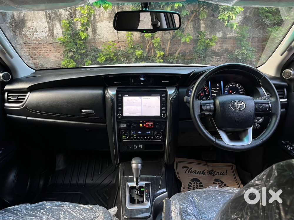 Toyota Fortuner 4x2 At 2.7 Petrol, 2024, Petrol