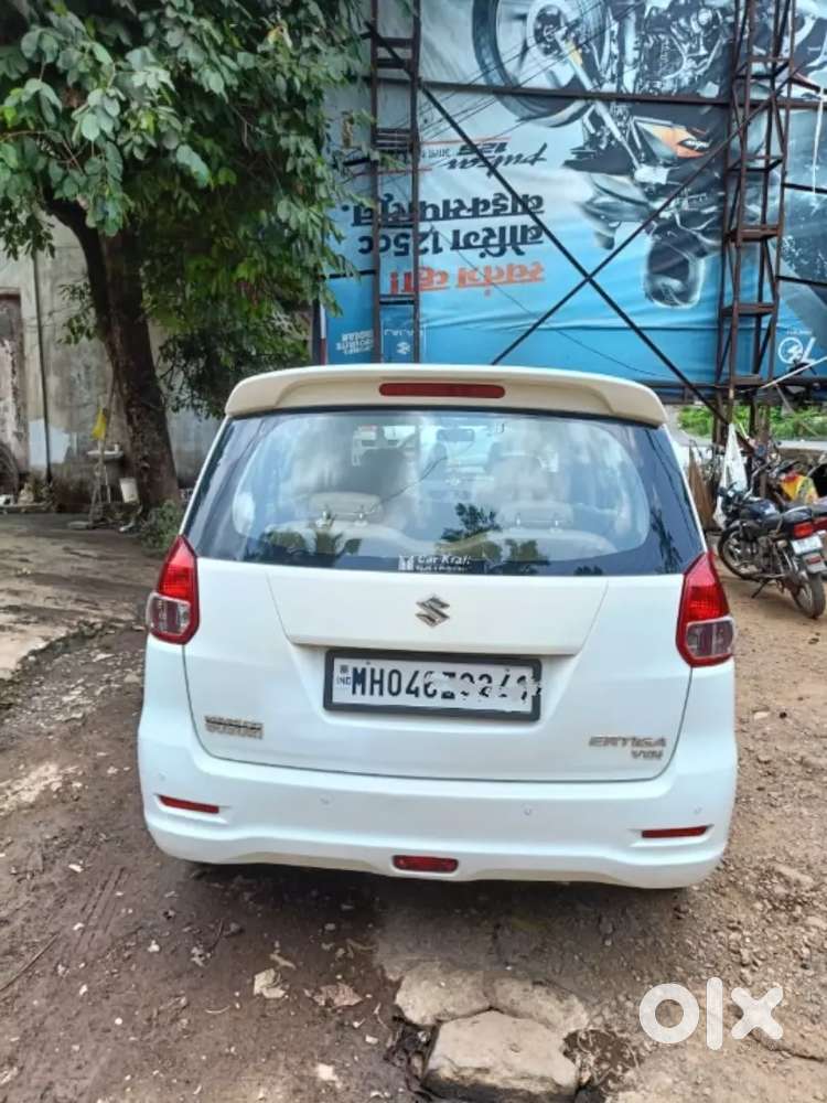 Maruti Suzuki Ertiga 2015 Diesel 90000 Km Driven