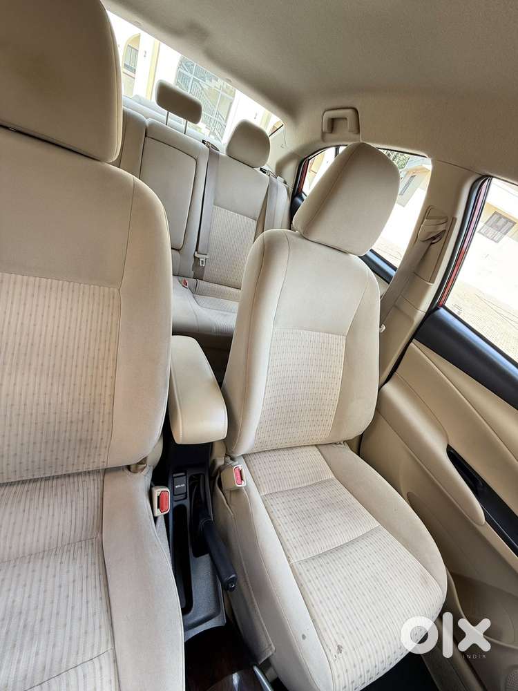 Toyota Yaris J Cvt, 2018, Petrol