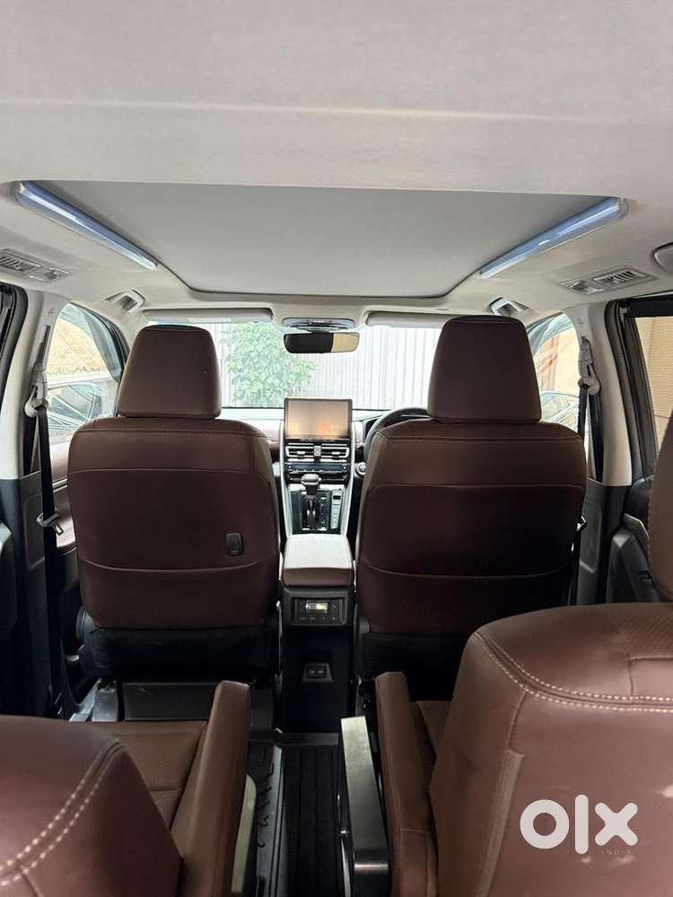 2025 Innova Hycross Zx Hybrid. November . Excellent Condition