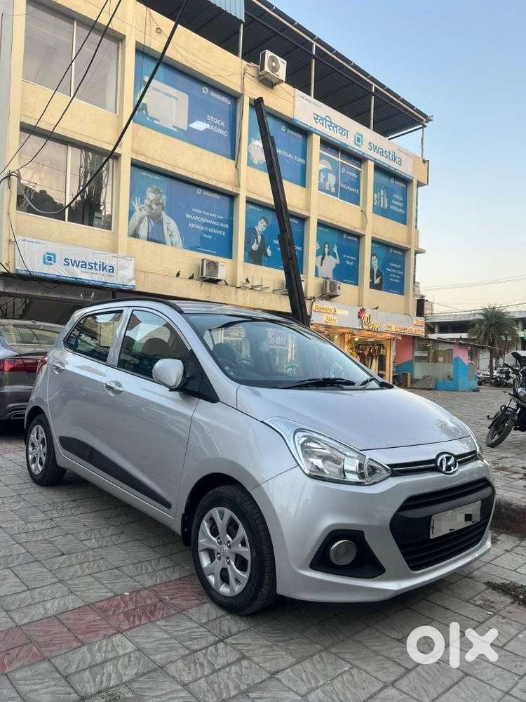 Hyundai Grand I10 1.2 Crdi Sportz, 2015, Petrol