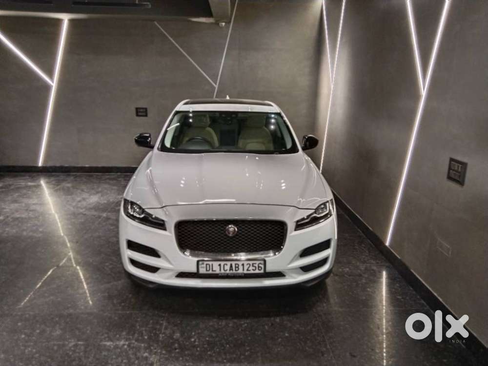 Jaguar F-pace Prestige 2.0 Petrol, 2019, Petrol