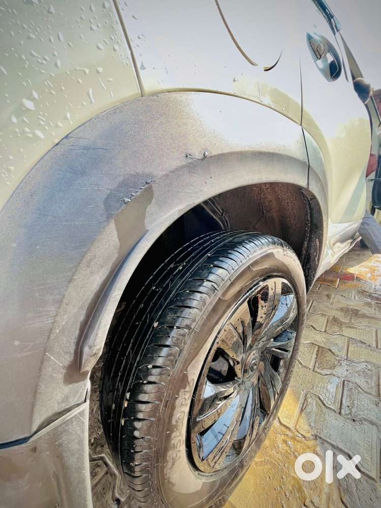 Renault Kiger 2025 Petrol 6500 Km Driven