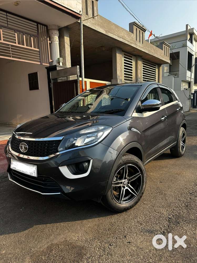 Sale - Tata Nexon Petrol Manual 2019