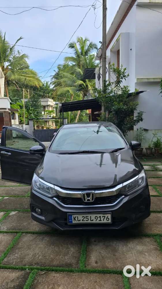 Honda City 1.5 V 2018
