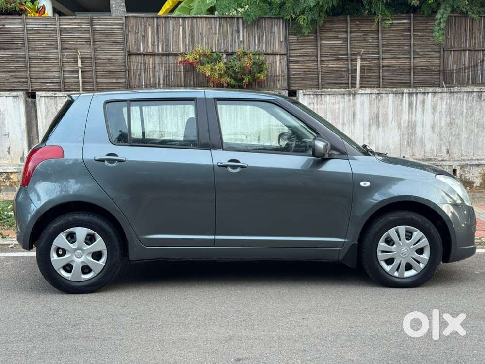 Maruti Suzuki Swift Vxi Petrol Single Owner With Fresh Fc & Insurance!