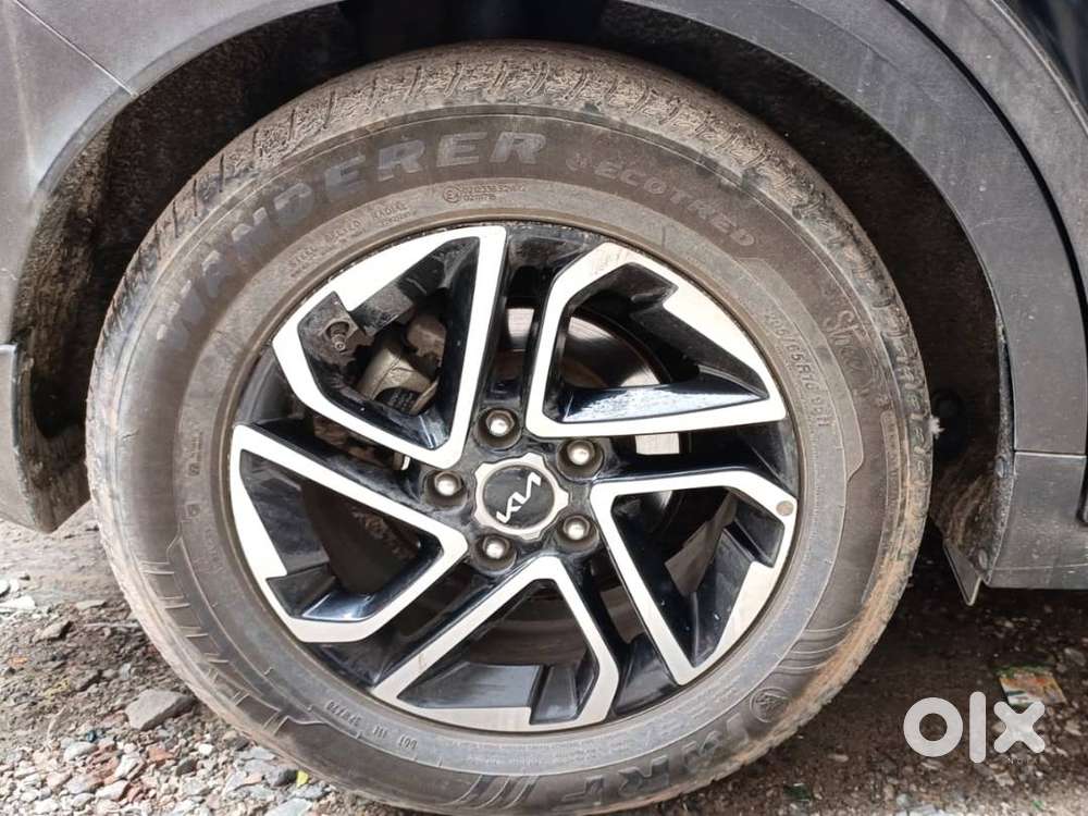 Kia Carens 7dct Automatic  First Owner  Well Maintained  Low Km