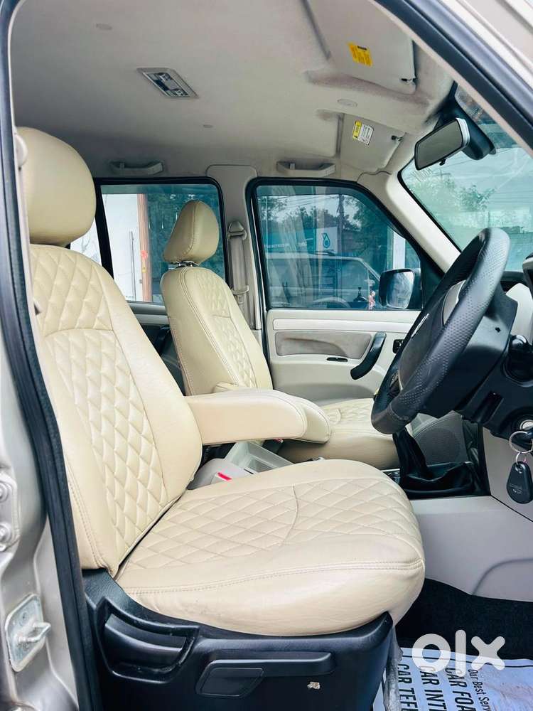Mahindra Scorpio S10, 2014, Diesel