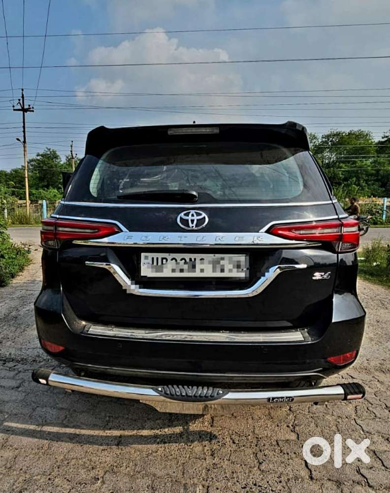 Toyota Fortuner 4x4 Mt 2.8 Diesel, 2022, Diesel