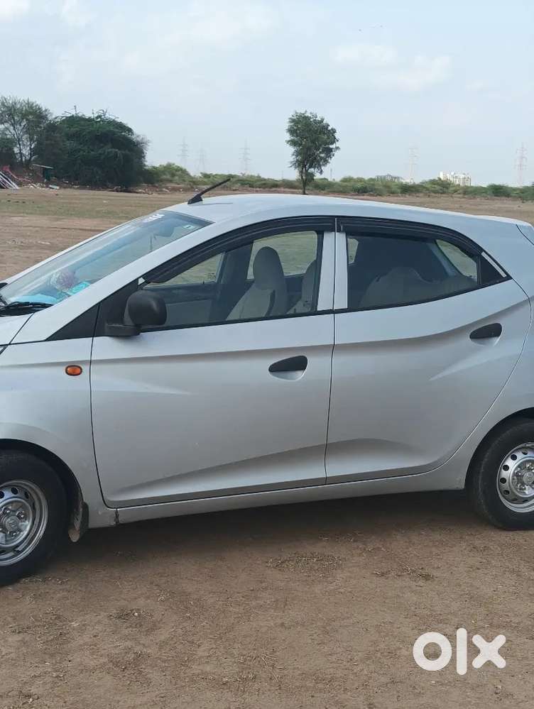 Hyundai Eon 2017 Petrol 13000 Km Driven