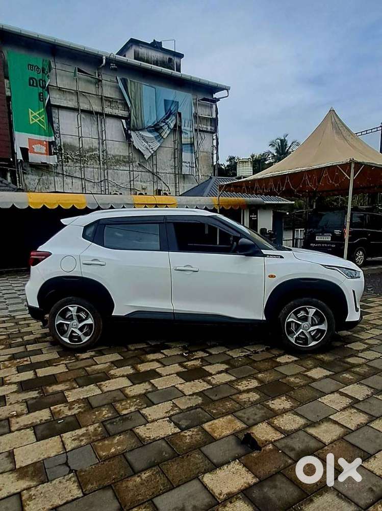 Nissan Magnite 1.0 Xe, 2022, Petrol