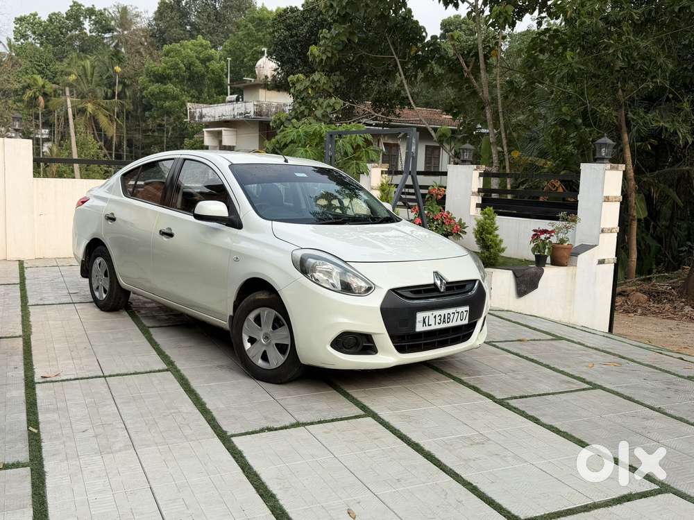 Renault Scala Rxe Petrol, 2014, Petrol