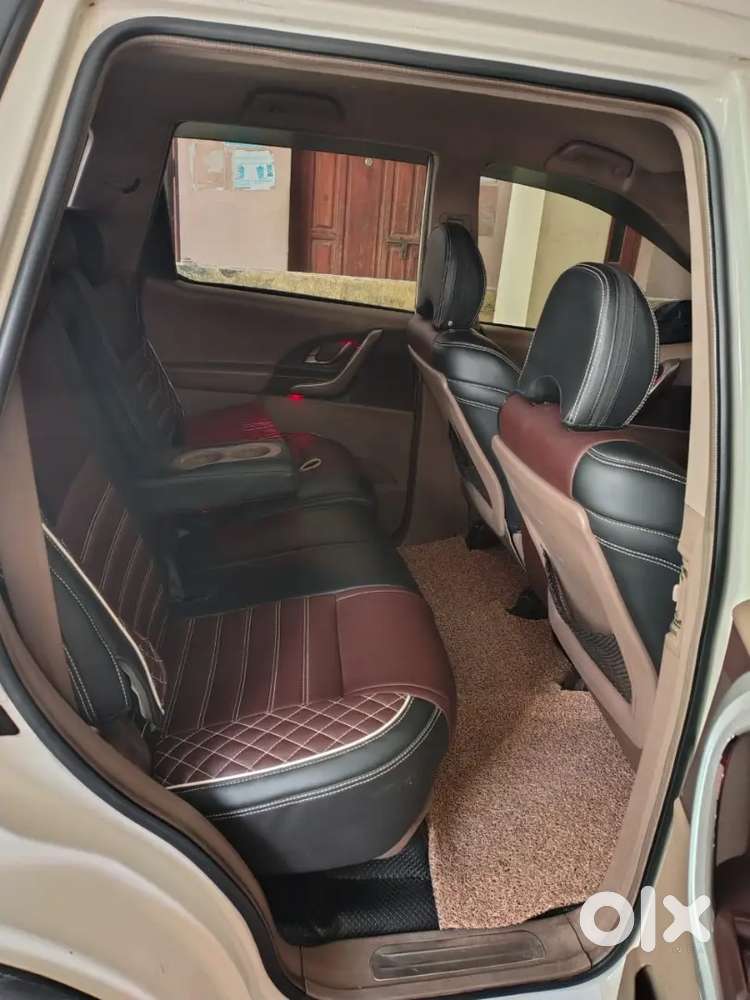 Mahindra Xuv500 2013