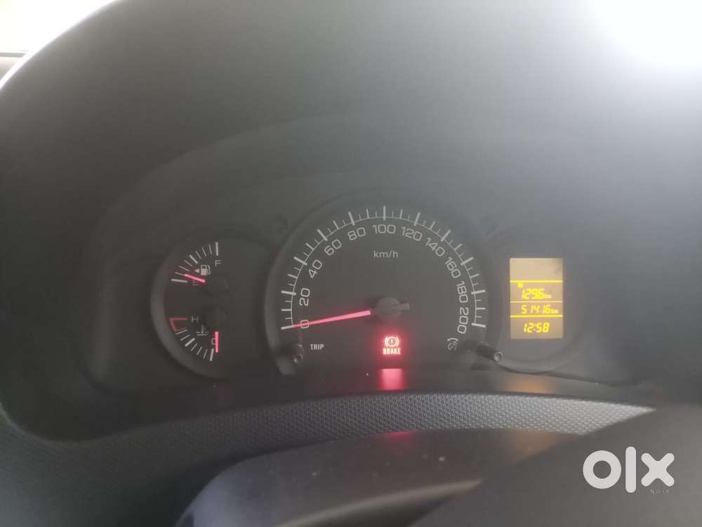 Maruti Suzuki Swift 2011-2014 Lxi, 2012, Petrol