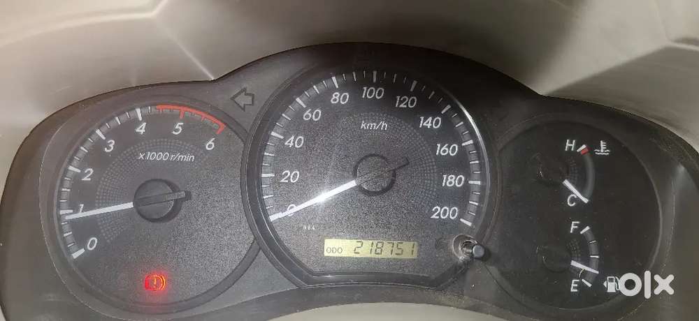 Toyota Innova 2013 Diesel 215000 Km Driven