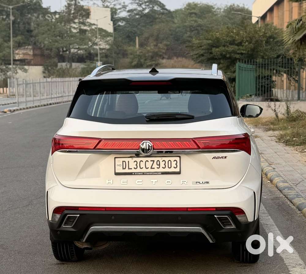 Mg Hector Plus Savvy Pro 1.5 Turbo Petrol Cvt 7 Str Dual Tone, 2024,..