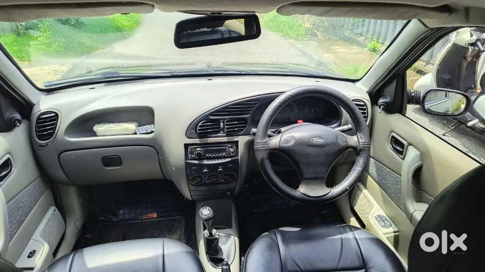 Ford Ikon Rocam 2004 Petrol