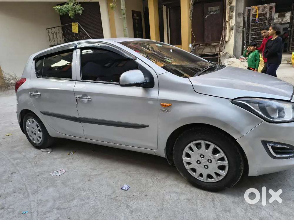 Hyundai I20 2012 Cng & Hybrids 121000 Km Driven