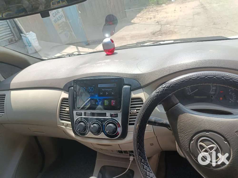 Toyota Innova 2011 Diesel Well Maintained