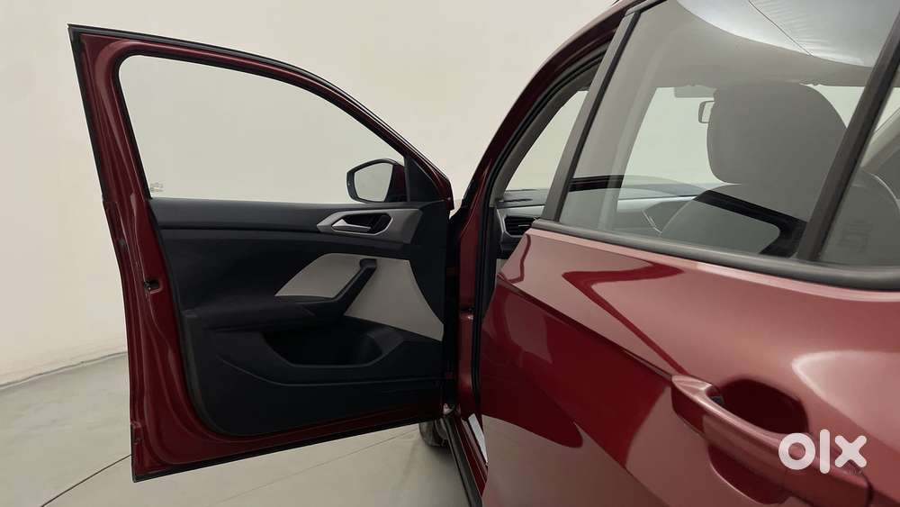 Volkswagen Taigun 1.0 Tsi Highline At, 2022, Petrol