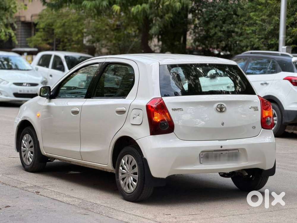 Toyota Etios Liva G, 2013, Petrol