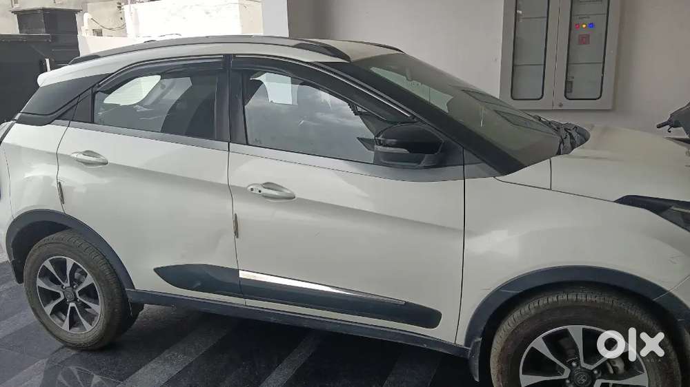 Tata Nexon 2020 Petrol 78000 Km Driven New Tyre Yokohama