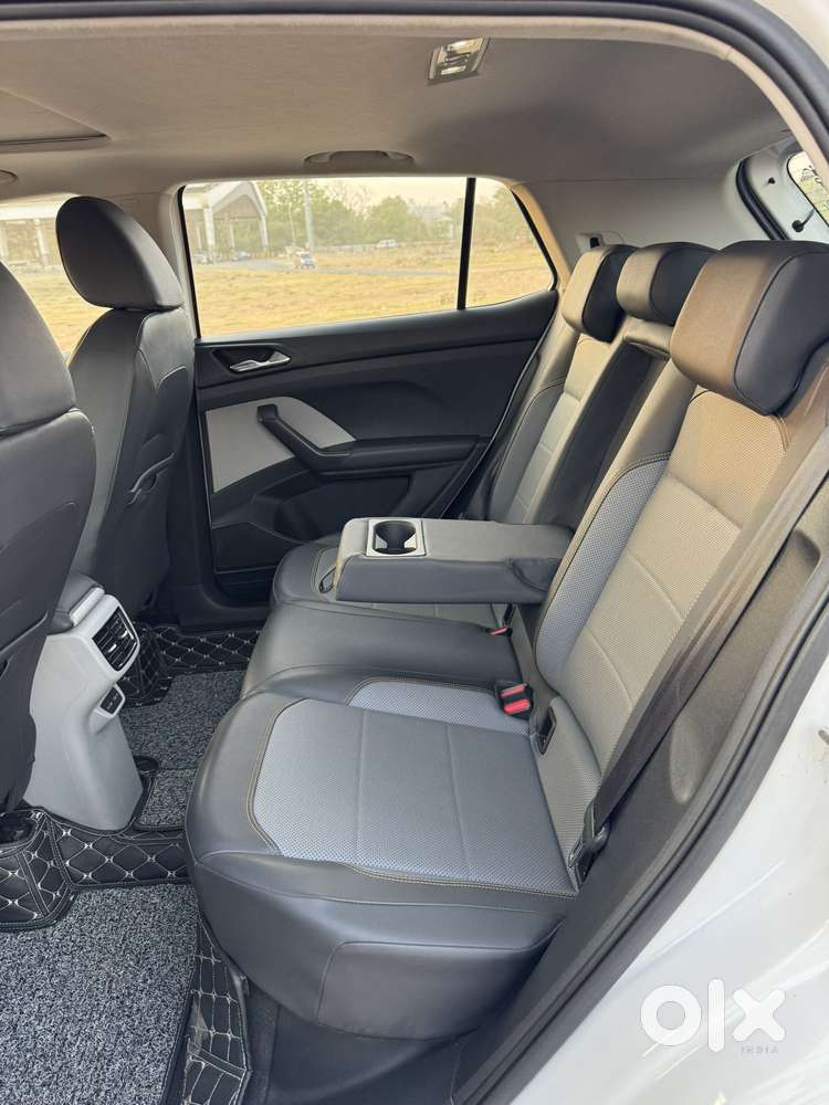 Skoda Kushaq 1.0 Tsi Style, 2023, Petrol