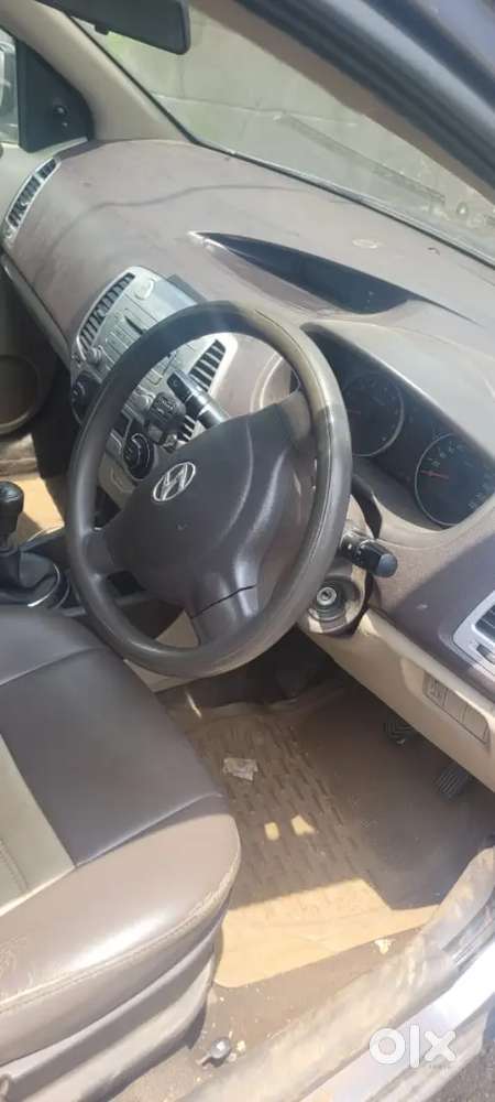 Hyundai I20 Magna 2011 Car Best Condition,r
