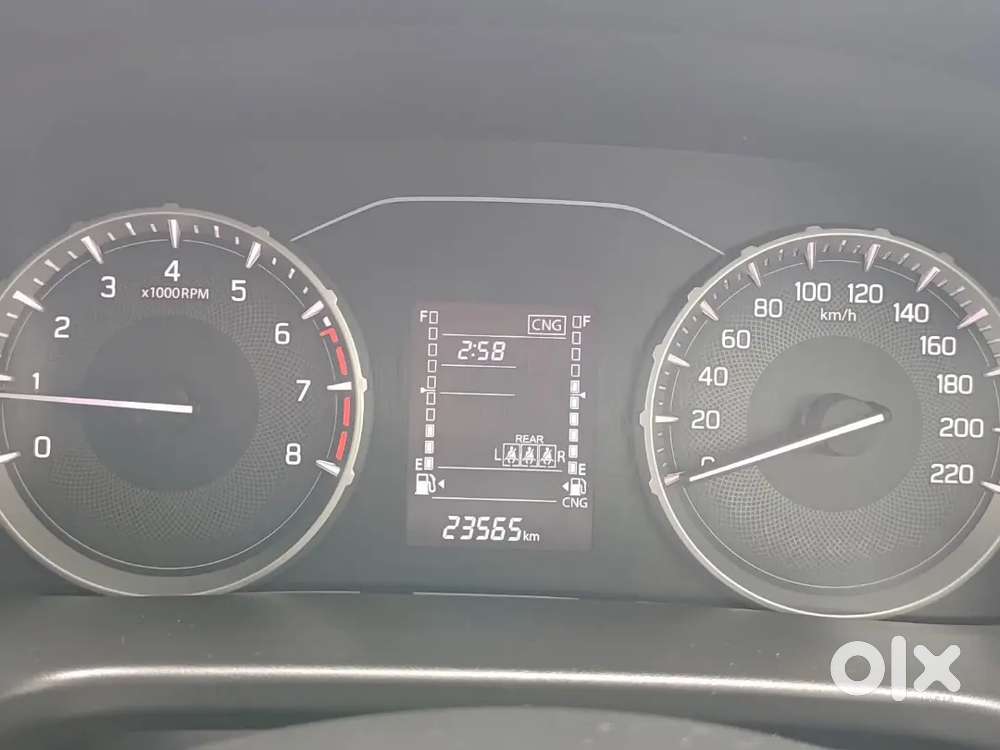 Maruti Suzuki Brezza 1.5 Lxi 2025