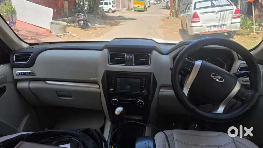 Mahindra Scorpio S10, 2017, Diesel