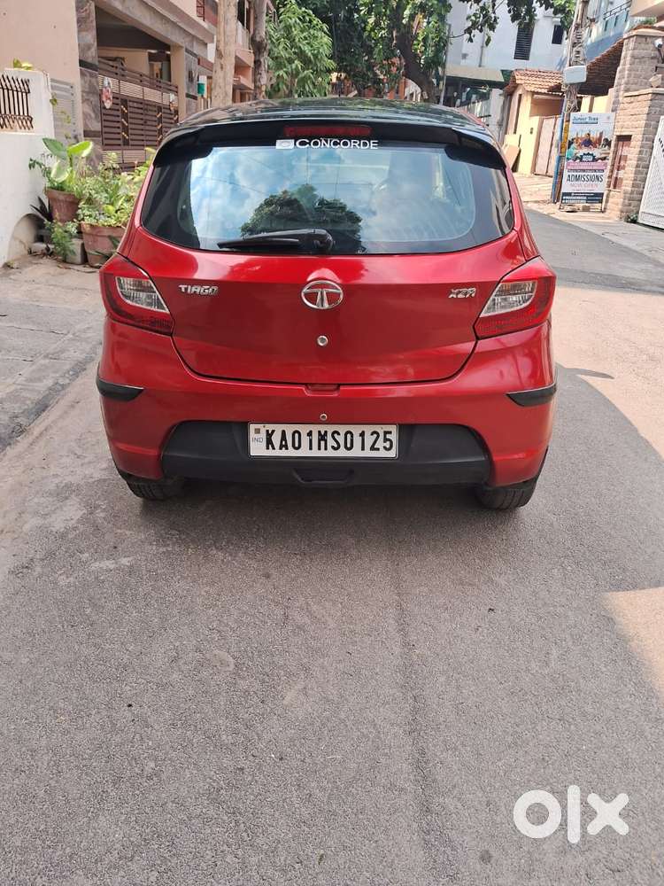 Tata Tiago 1.2 Revotron Xza, 2018, Petrol