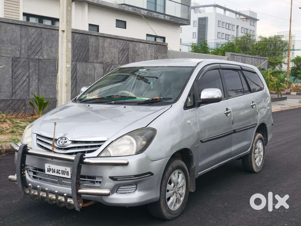 Toyota Innova 2.5 Ev Ps 8 Str Bs-iii, 2009, Diesel