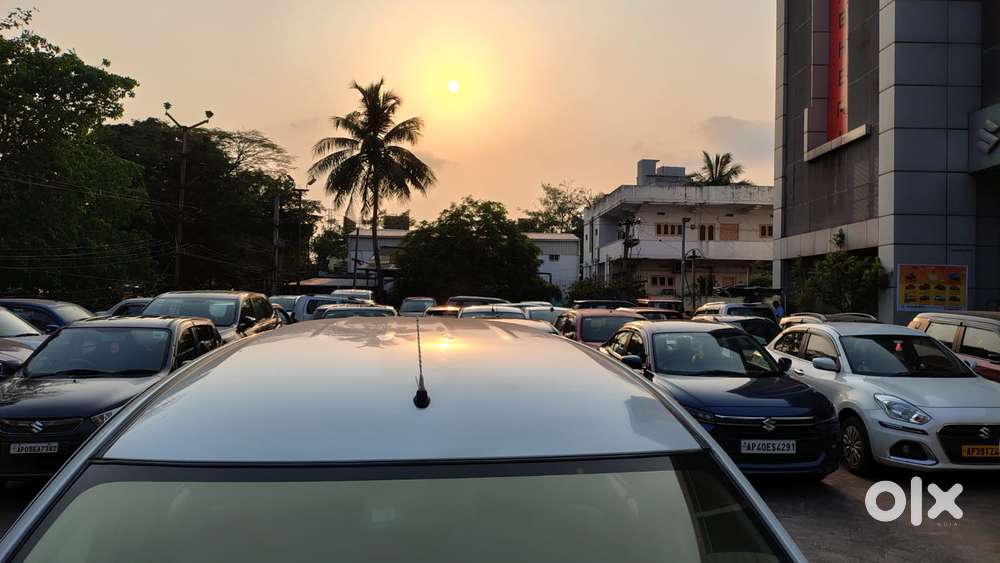 Maruti Suzuki Ertiga Zxi (o) Cng [2022-2023], 2023, Cng & Hybrids