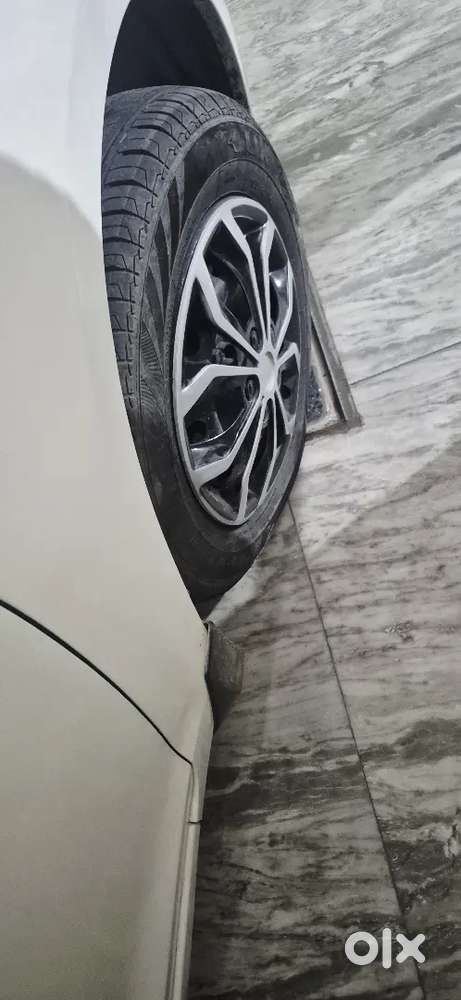 Maruti Suzuki Dzire 2016