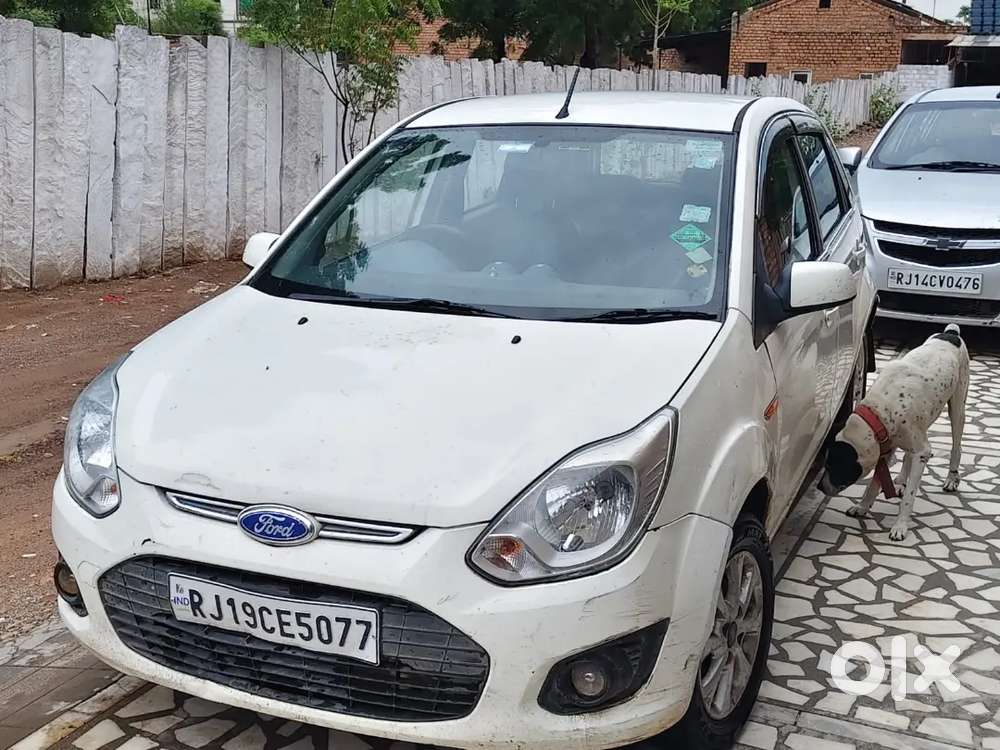 Ford Figo Titanium Diesel 2013