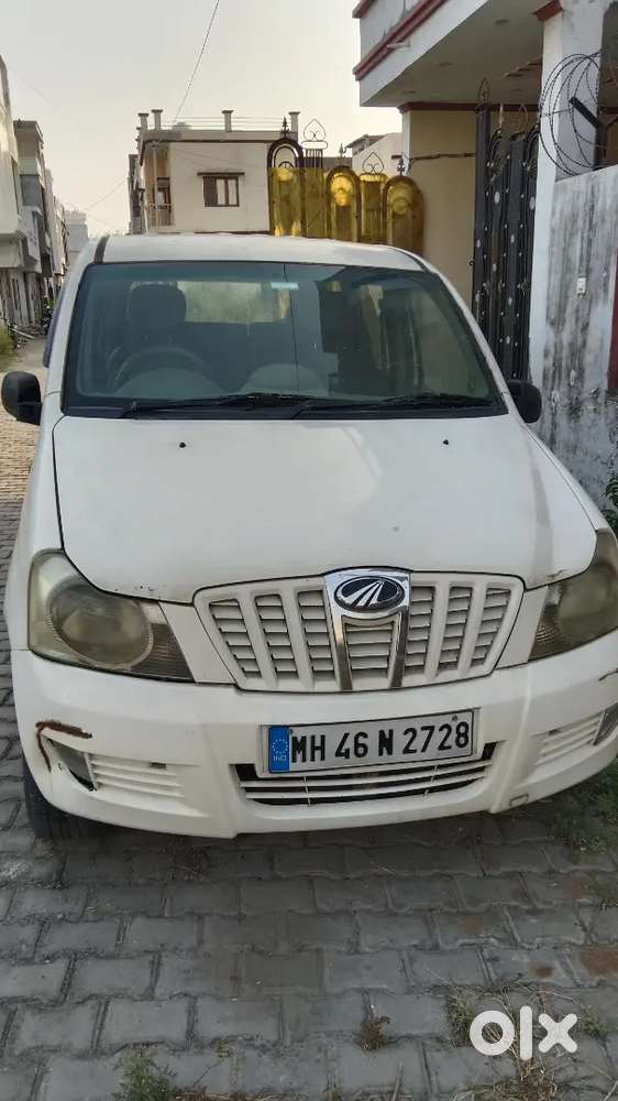 Mahindra Xylo 2012