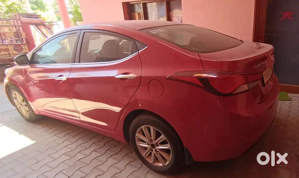 Hyundai Elantra 2015 Petrol 110000 Km Driven