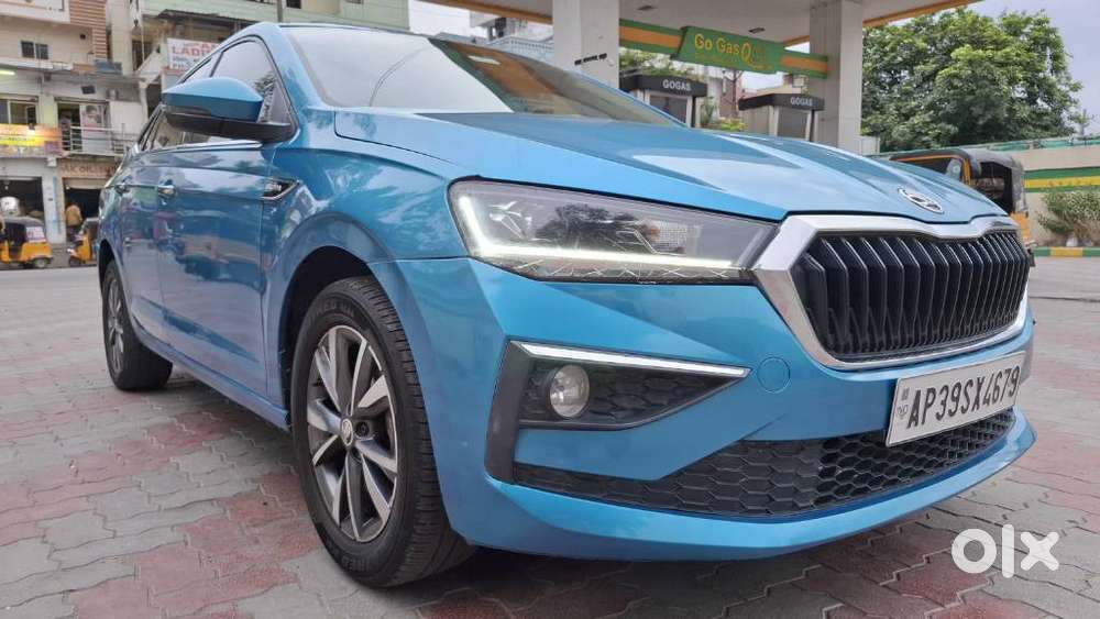 Skoda Slavia 1.0 Tsi Style At, 2023, Petrol