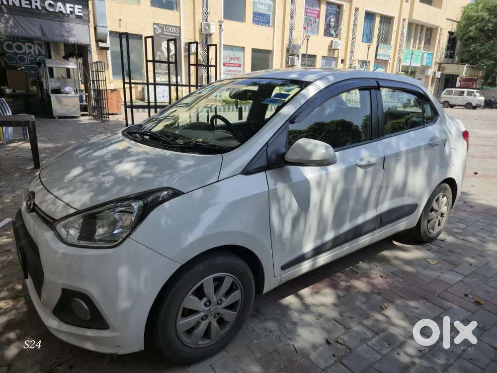 Hyundai Xcent, Petrol 2014