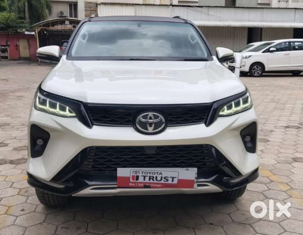 Toyota Fortuner Legender, 2022, Diesel