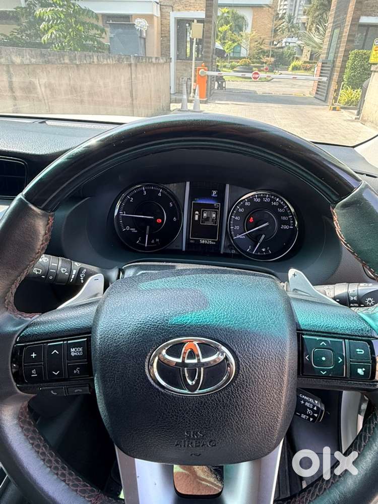 Toyota Fortuner Legender 2023 Diesel