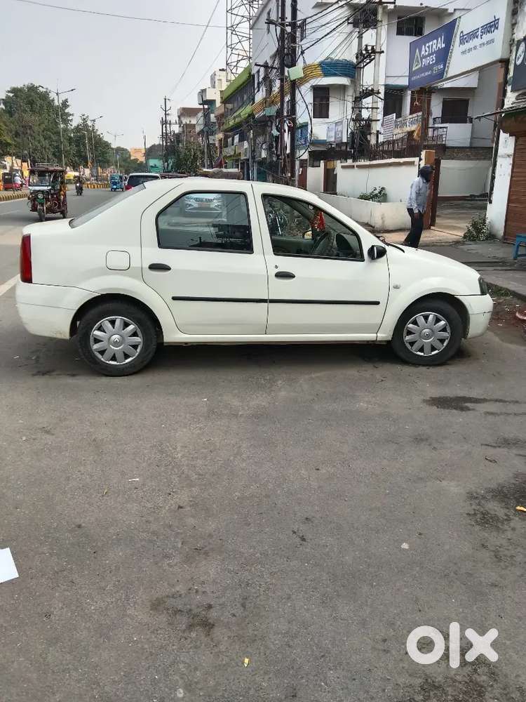 Logaan Sale