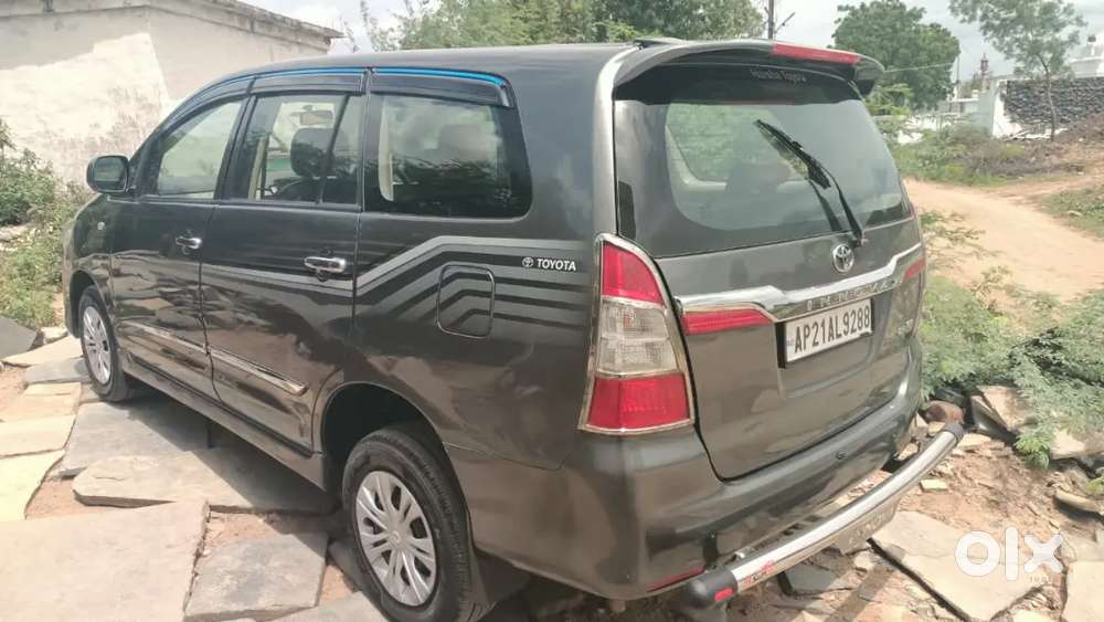 Toyota Innova  2012 Diesel 310000 Km